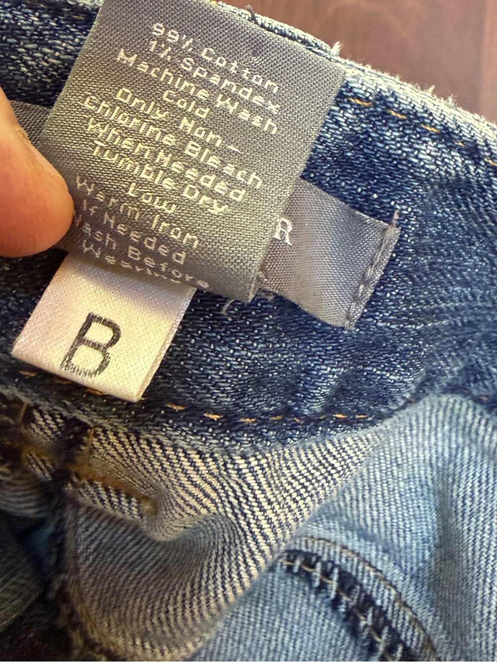 Faded Blue Denim Skirt with Pockets, Closet Basic, Size 10 - Picture 7 of 9